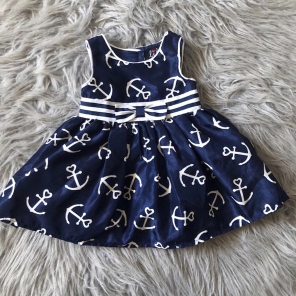 Other - Baby girl dress size 6-9 months